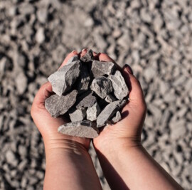 Щебень в мешках 20-40мм, 40кг